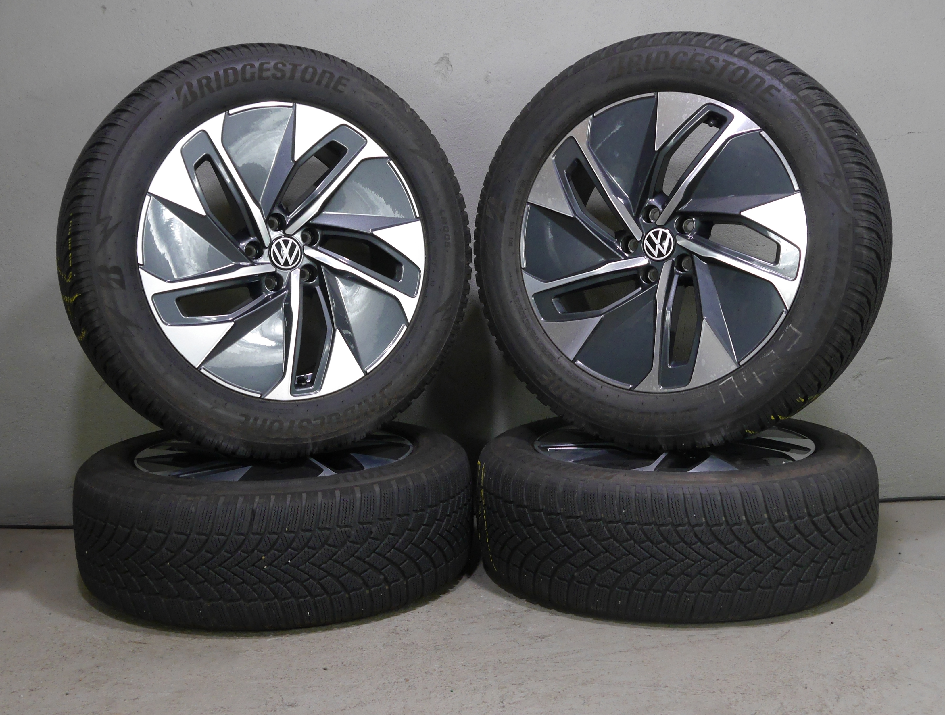 Volkswagen ID.4  ID.5 Aluradsatz Hamar – Winter 235/55 R19 101T 255/50/19 - 11A601025M