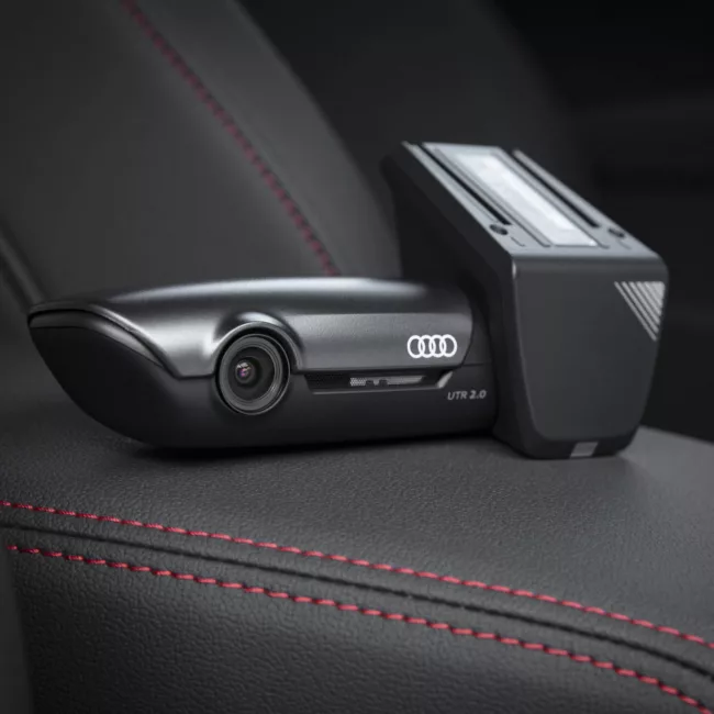Audi Dashcam (Universal Traffic Recorder 2.0)